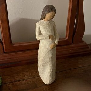 Willow Tree Cherish Figurine